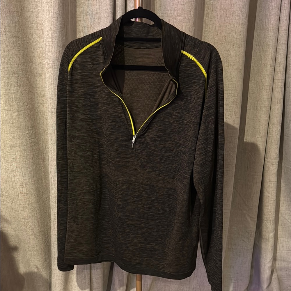 Lululemon men’s quarter zip
